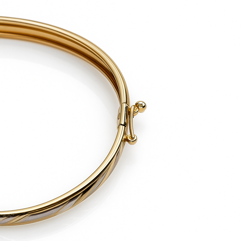 Arany és fehér arany karkötő zárja